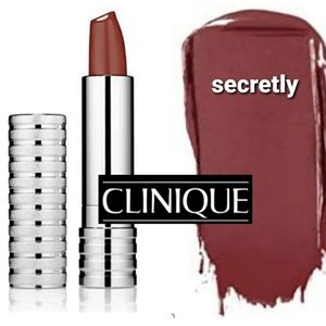 CLINIQUE Dramatically Different Lipstick *12 SECRETLY*